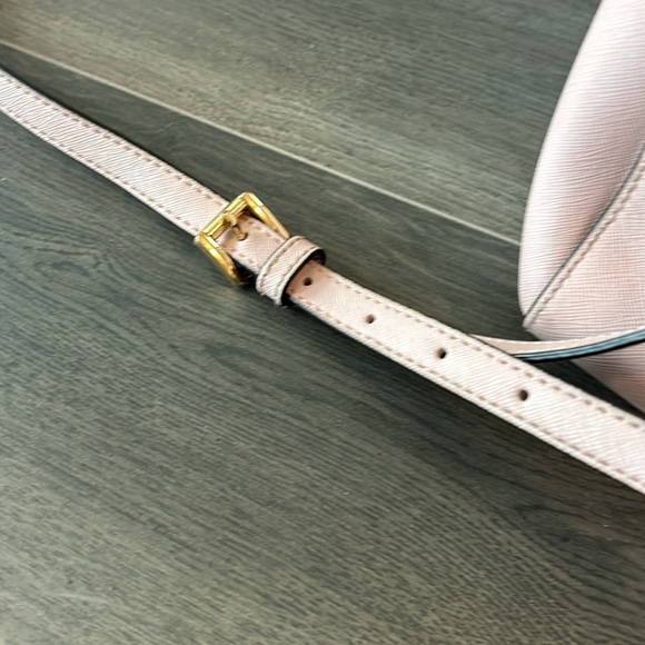 Michael Kors Baby Pink Crossbody Satchel Bag (read description) - Picture 7 of 17